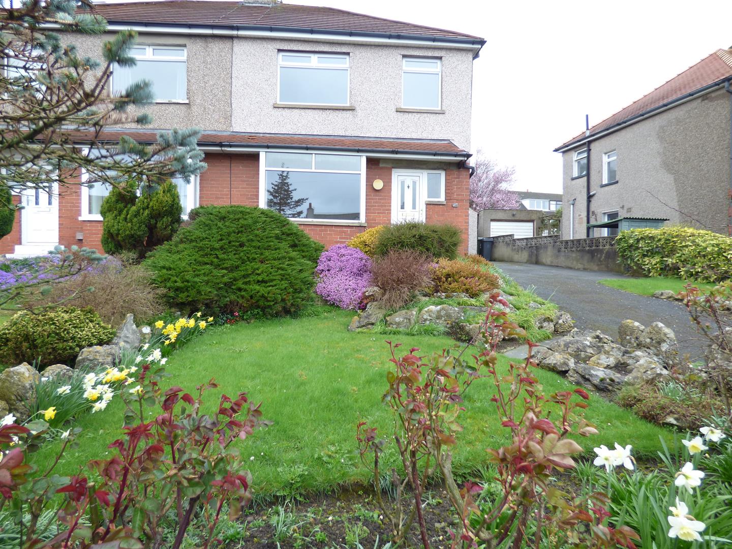 Main Street, Warton, Carnforth R&B Estate Agents